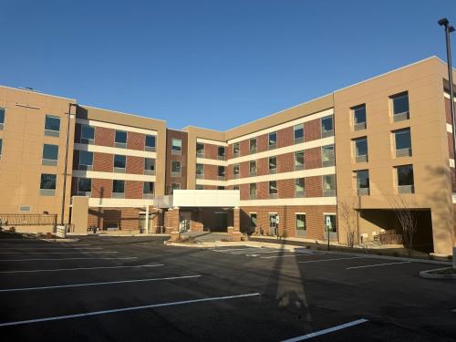 Home2 Suites by Hilton Memphis Downtown - photo 11