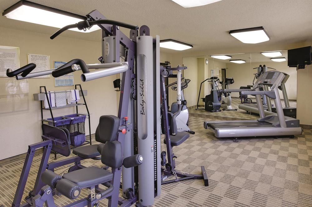 La Quinta Inn & Suites by Wyndham Armonk Westchester - photo 10