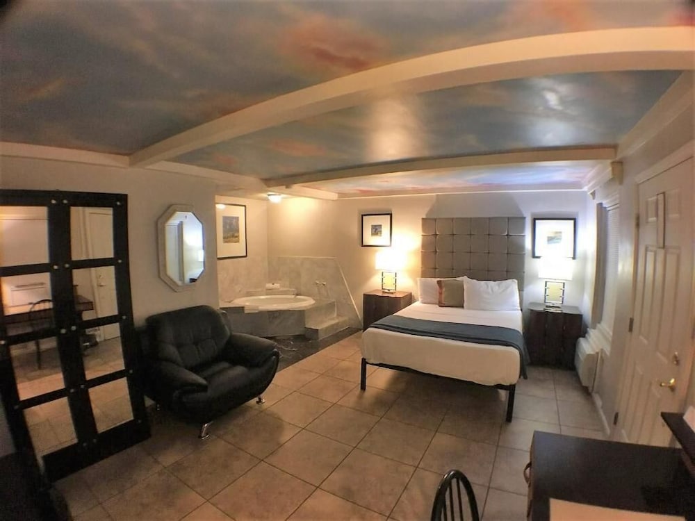 Sterling Gardens Hotel - photo 15