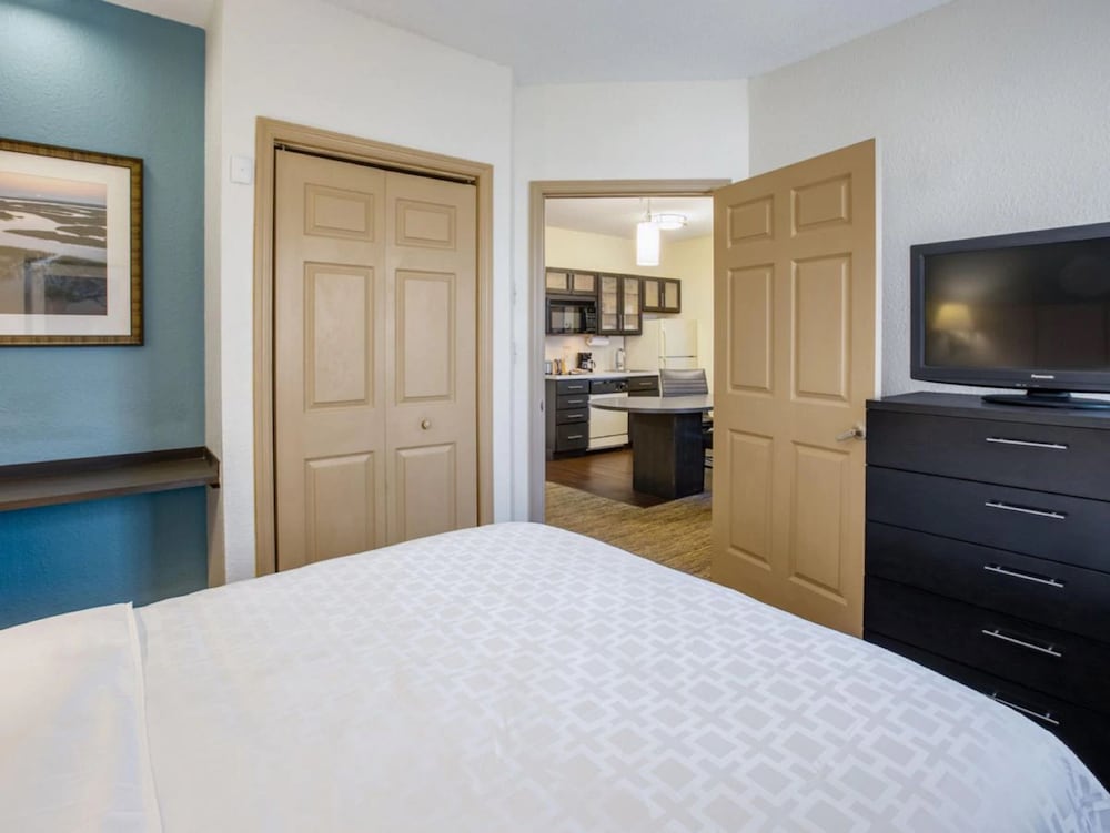 MainStay Suites Kansas City Overland Park - photo 9