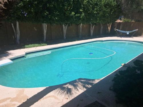 Quiet house with pool heater patio BBQ citrus — 4-Star Luxury Hotel in Phoenix, United States