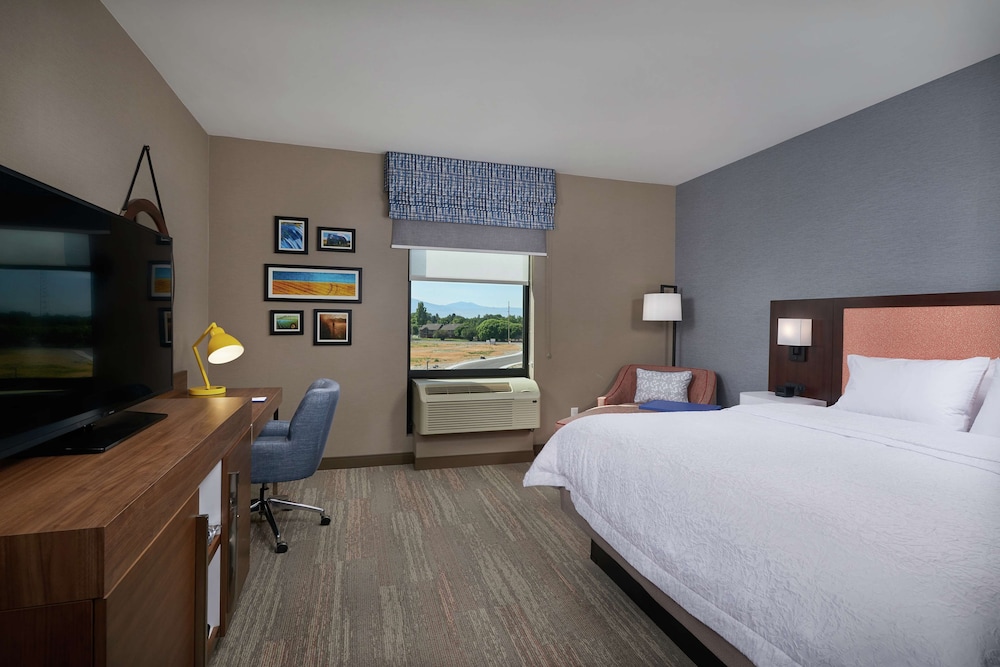 Hampton Inn by Hilton Burley - photo 6
