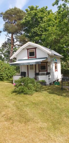 Vita Lilla Stugan i Vimmerby in Vimmerby, Sweden