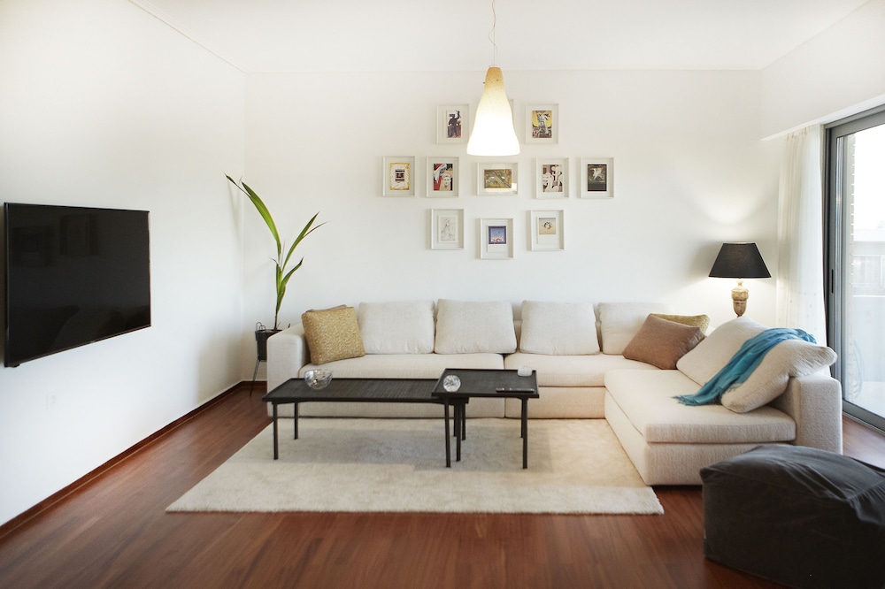 Luxury Apartment with Exceptional View — 4-Star Luxury Hotel in Athens, Greece