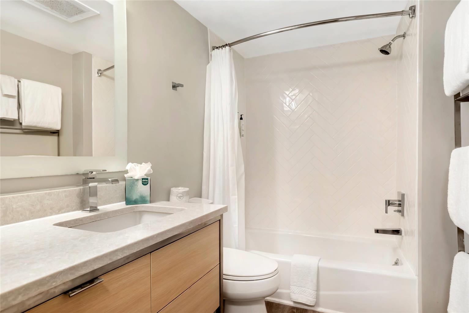 Alluxsuites at 1876 an Ascend Collection Hotel - photo 22