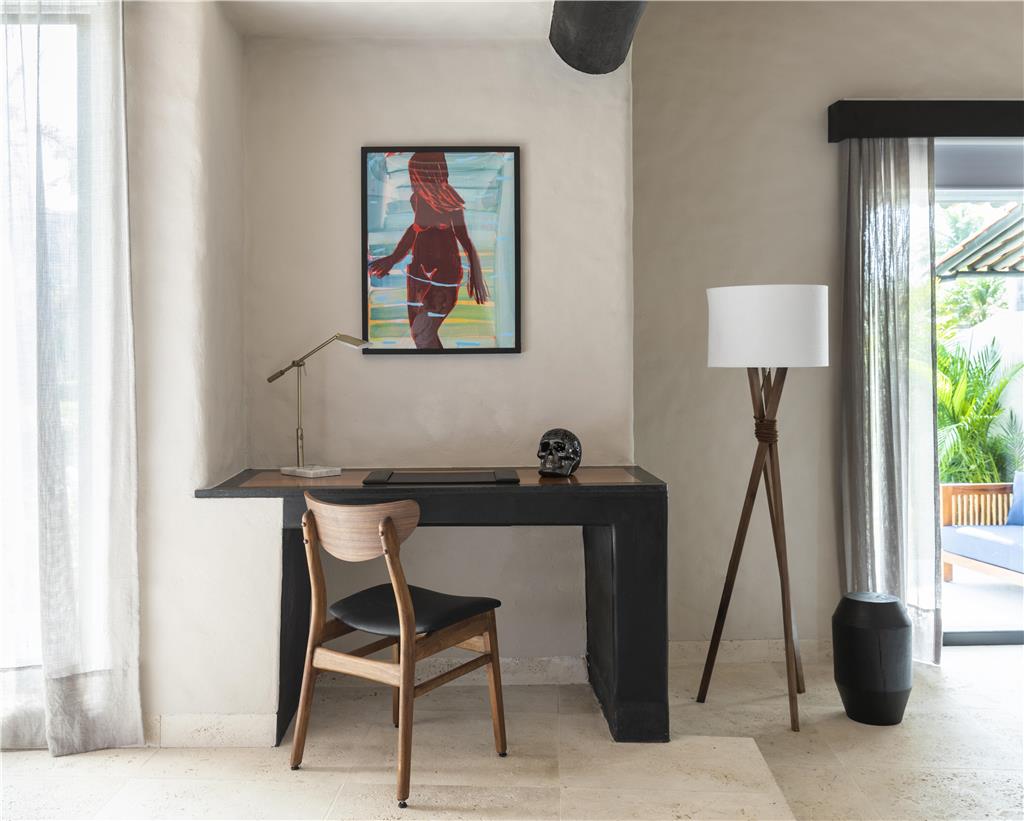 Guest room