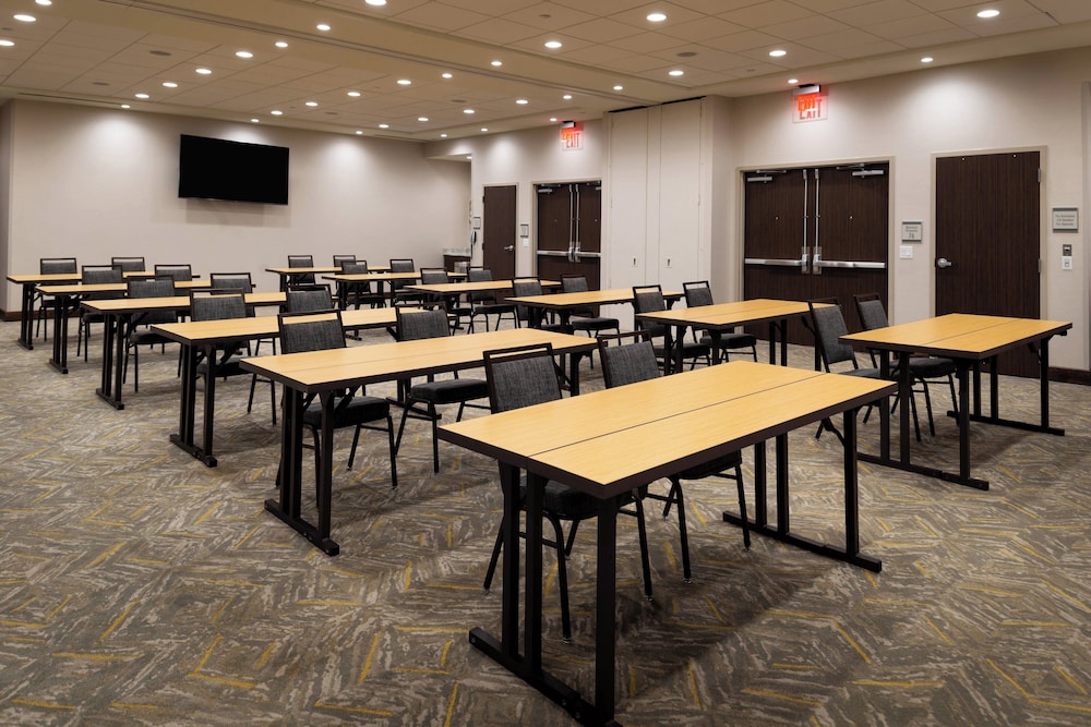 Residence Inn by Marriott Charlotte Northlake - photo 32
