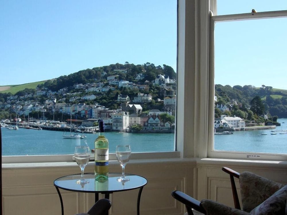 3 Dartview - carbon neutral hotel in Dartmouth