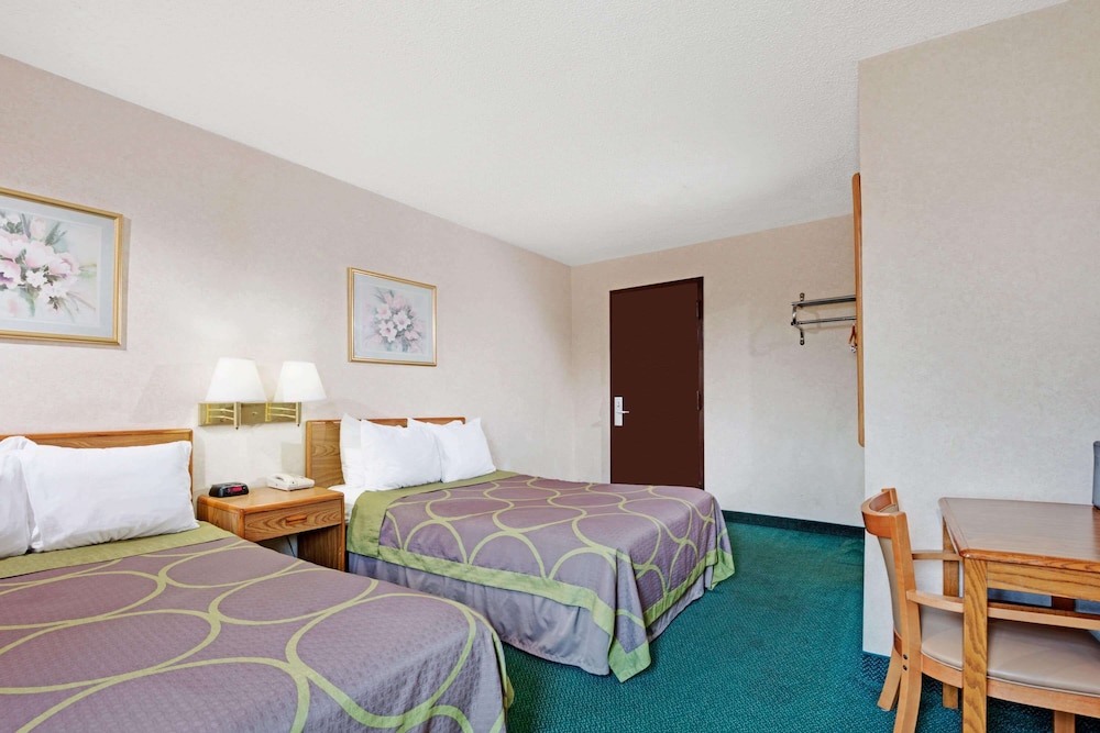 Super 8 by Wyndham Kenmore Buffalo Niagara Falls Area - photo 8