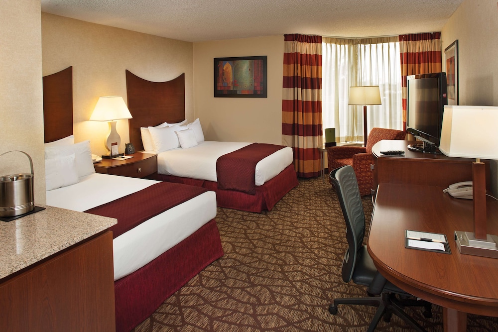 DoubleTree by Hilton Murfreesboro - photo 17
