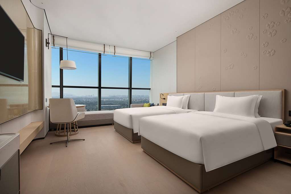 Wyndham Foshan Nanhai — 4-Star Luxury Hotel in Foshan, People's Republic of China