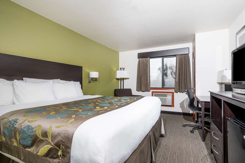 Baymont by Wyndham Eau Claire WI - photo 8