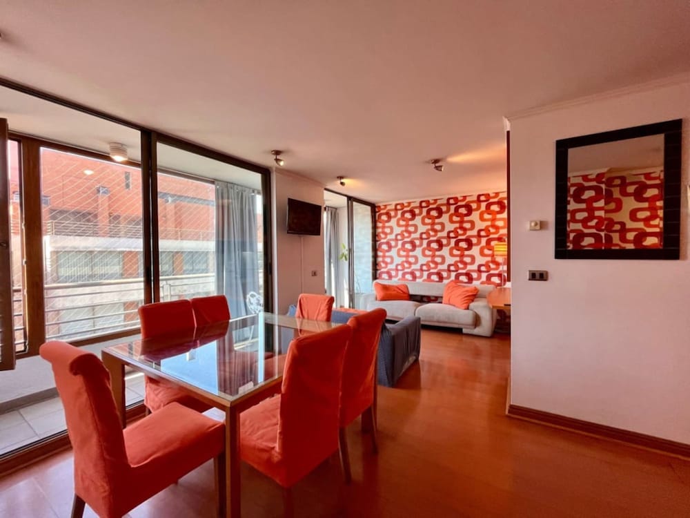 BUHO Urban Family Providencia AC Parking — 4-Star Luxury Hotel in Santiago, Chile