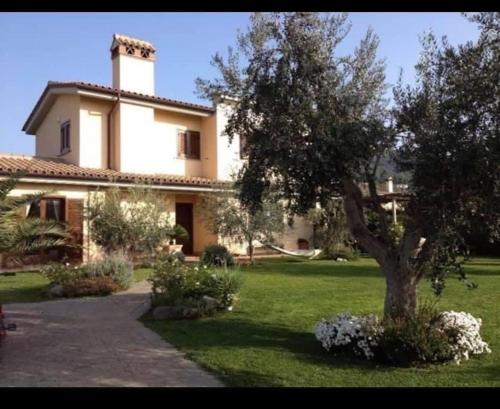 La casa al Lago — 4-Star Luxury Hotel in Trevignano Romano, Italy
