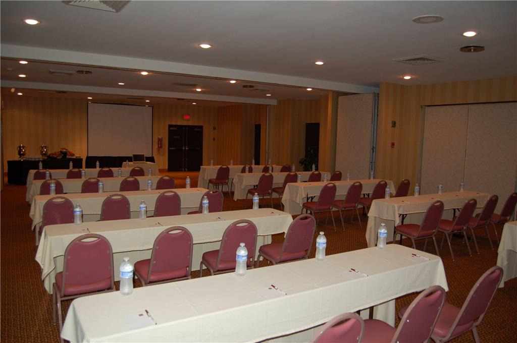 Rodeway Inn & Suites East Windsor - photo 30