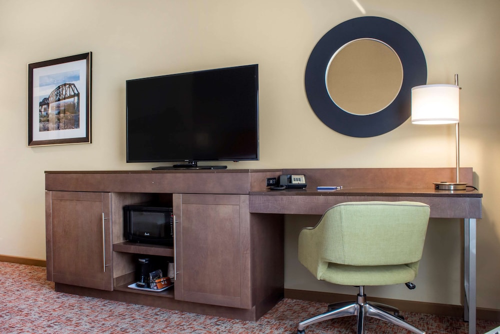 Hampton Inn Parker - photo 16