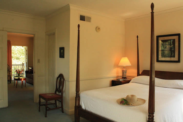 Maple Hall Inn - photo 19
