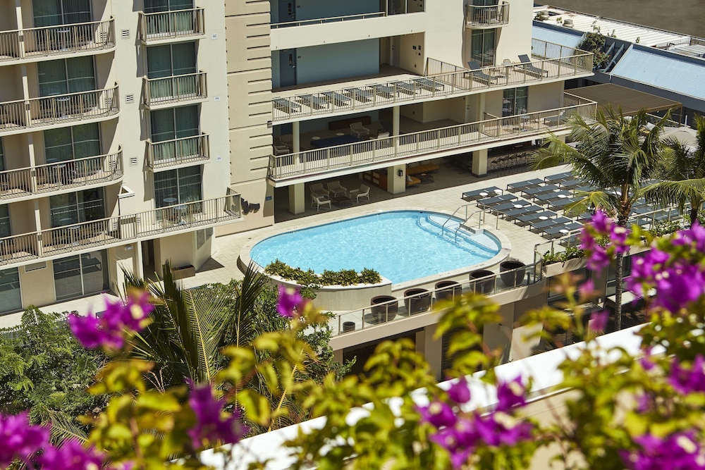 Hilton Garden Inn Waikiki Beach - photo 64