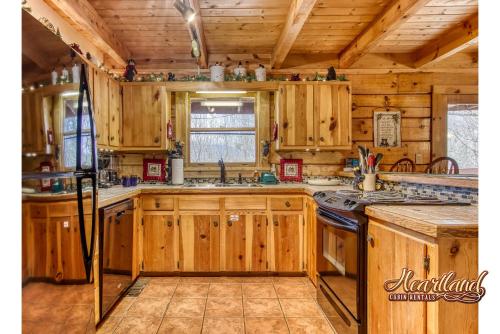 Heaven's Mountain Hideaway - photo 30
