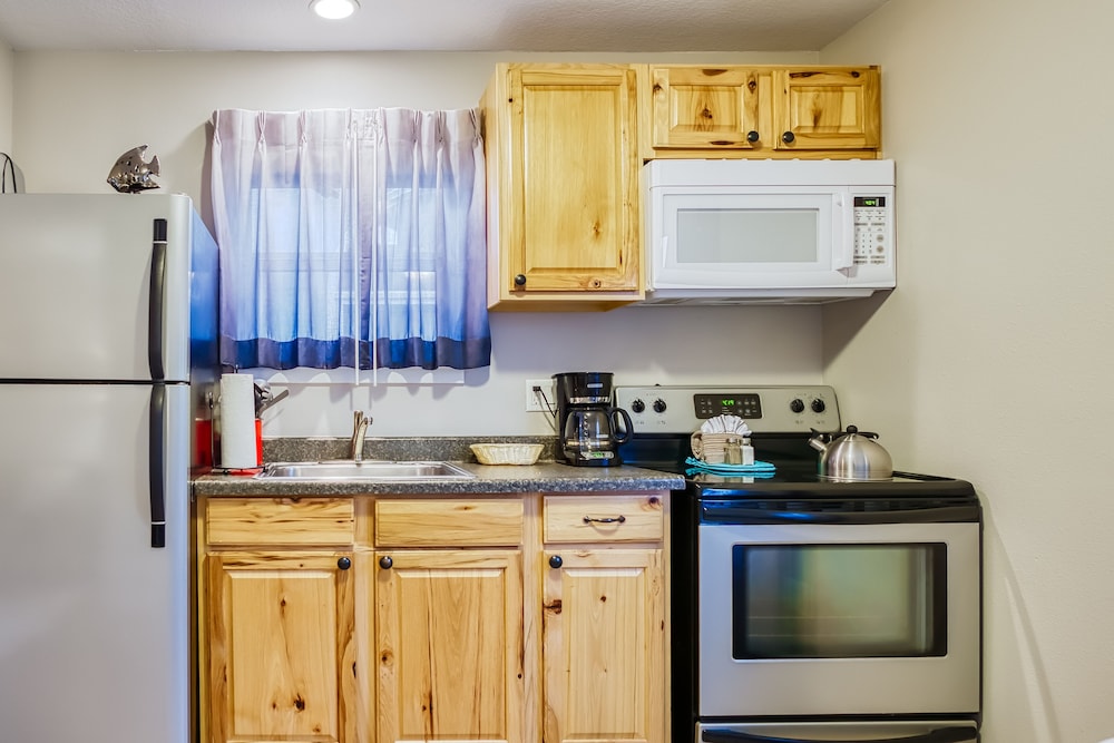 Inn at Haystack Rock - photo 27