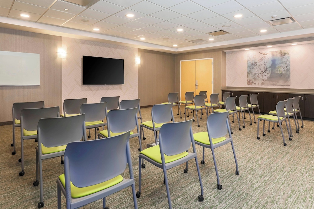 SpringHill Suites by Marriott Truckee Lake Tahoe - photo 24