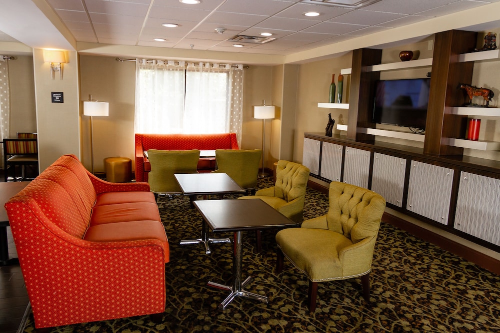 Hampton Inn Norco Corona Eastvale - photo 8