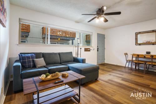 Near UT Campus Nightlife 1BR 1BA Apt Free Parkin By Austin Vacay — 4-Star Luxury Hotel in Austin, United States