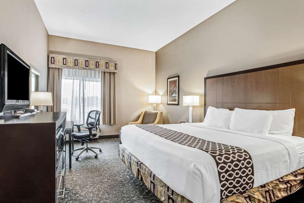La Quinta Inn & Suites by Wyndham Biloxi - photo 26