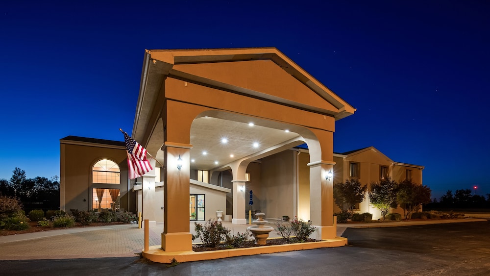 Days Inn by Wyndham Lincoln IL - featured photo