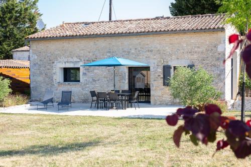 La Grange du Hameau - carbon neutral hotel in Clion