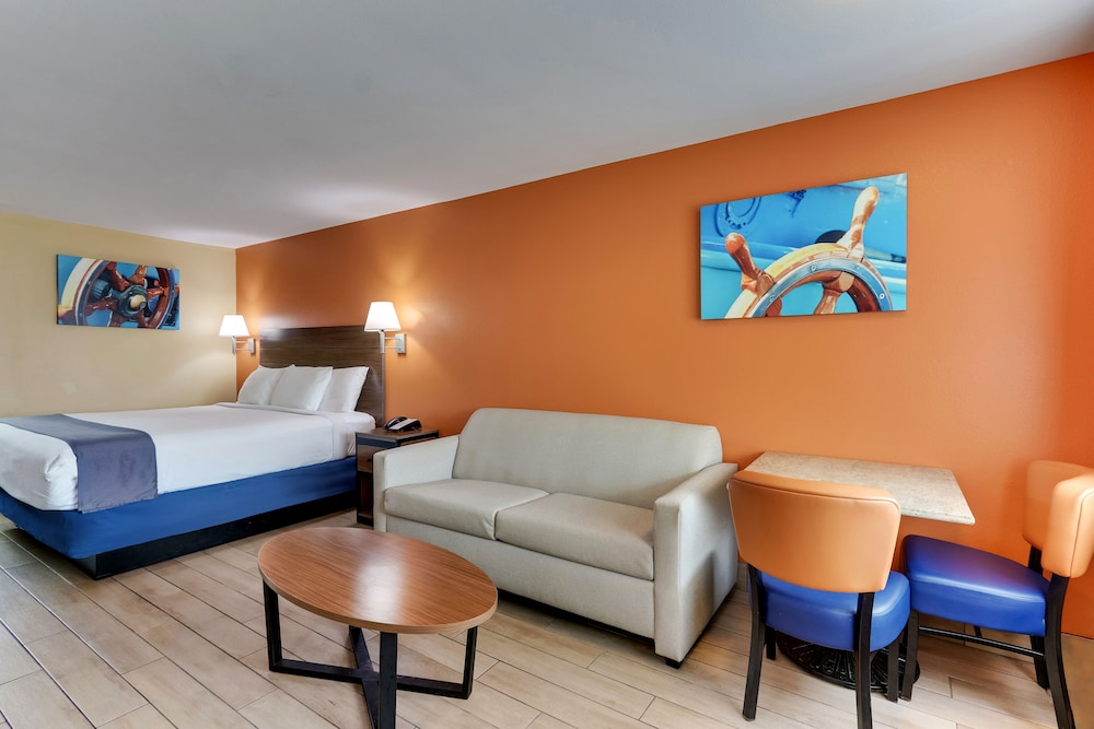 Captain's Quarters Inn - photo 15
