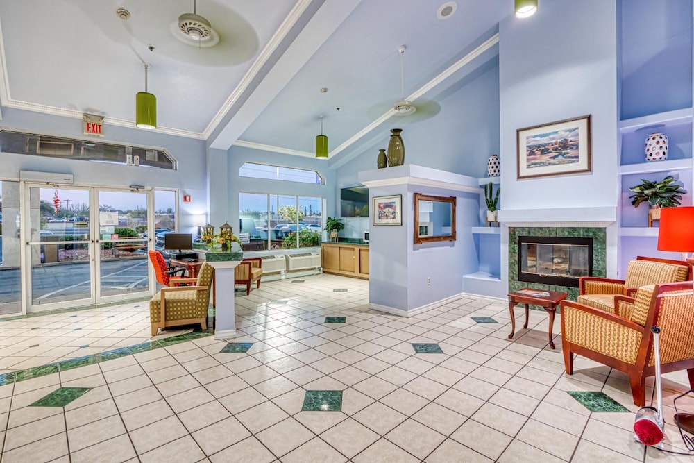 Americas Hotel El Paso Medical Center - photo 4