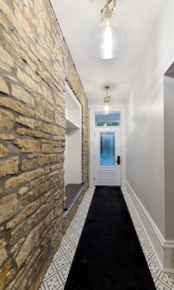 Nevis Estate Boutique Hotel — Perth — photo 2