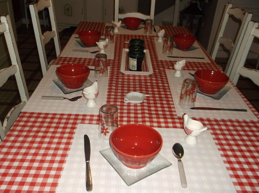 Chez Martine - carbon neutral hotel in Servon