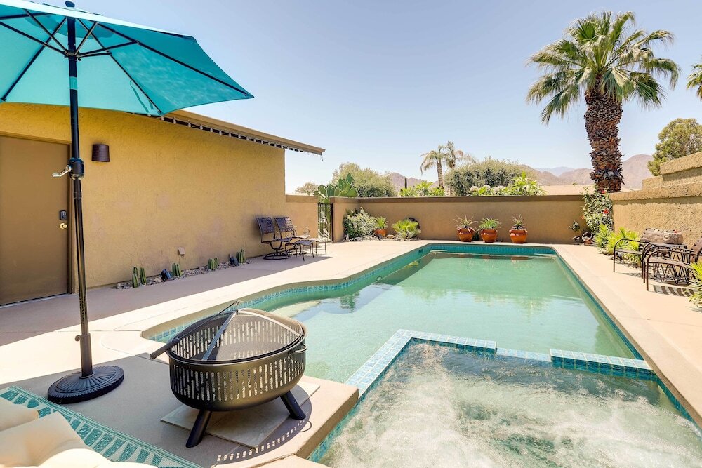 2 Mi to Indian Wells Palm Desert Home with Fire Pit — 4-Star Luxury Hotel in Palm Desert, United States