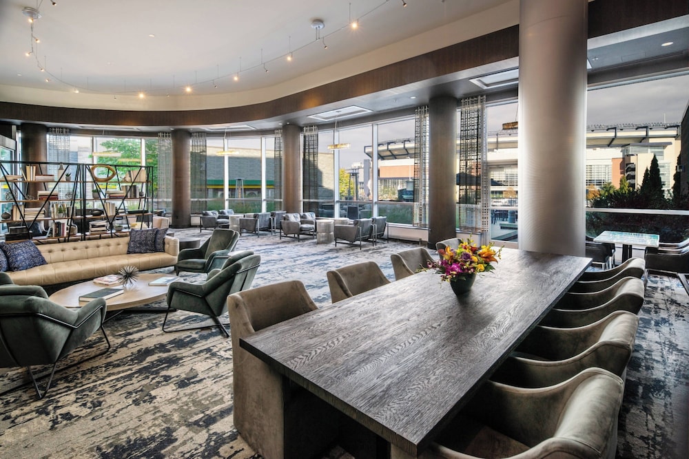 Renaissance by Marriott Boston Patriot Place Hotel - photo 36