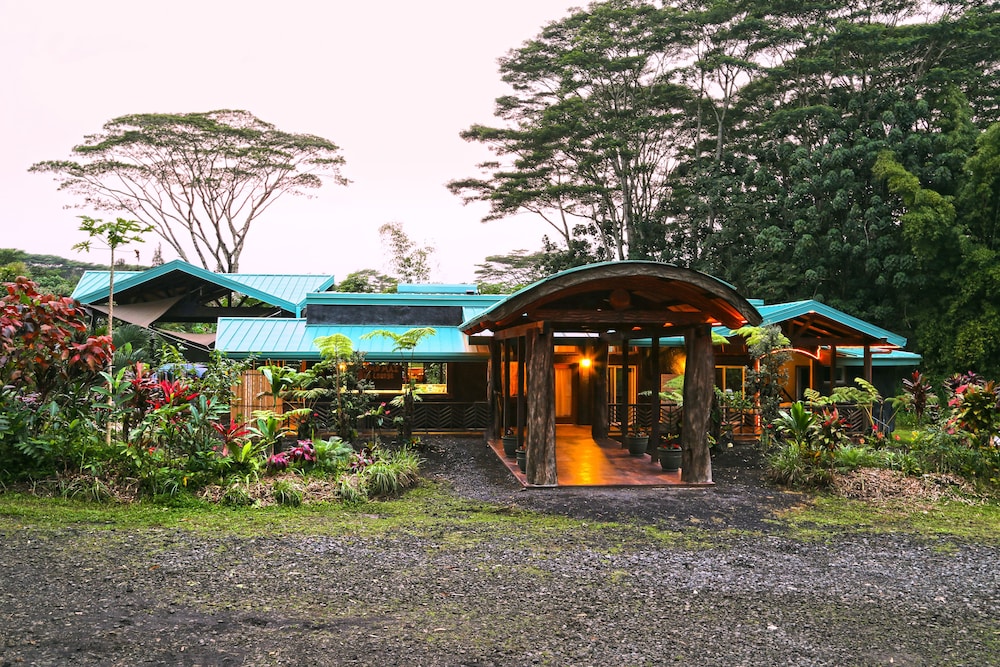Hawaiian Sanctuary - photo 2