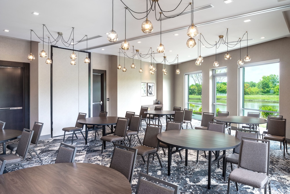 Holiday Inn Boston Logan Airport Chelsea by IHG - photo 29