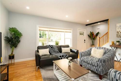 New Renovation Cozy House In Worcester 20785536 — Worcester