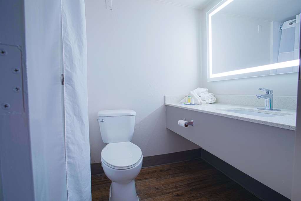 Americas Best Value Inn Winston Salem - photo 15