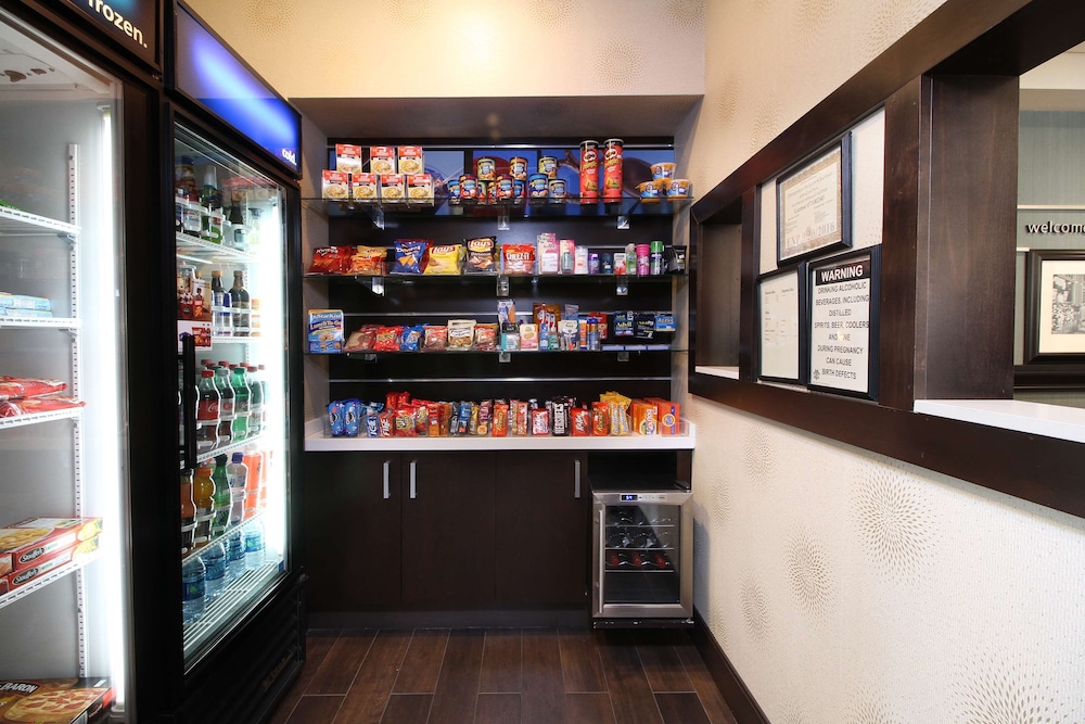 Hampton Inn Tucson Airport - photo 46
