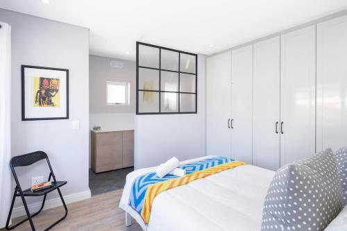 Modern Beachfront Apartment