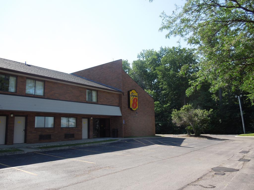 Super 8 Beachwood Cleveland Area — Beachwood