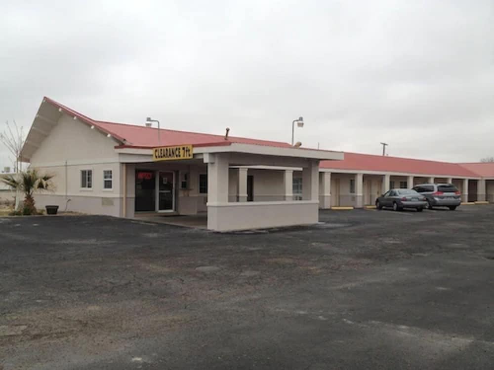 Budget Inn Fort Stockton - photo 2