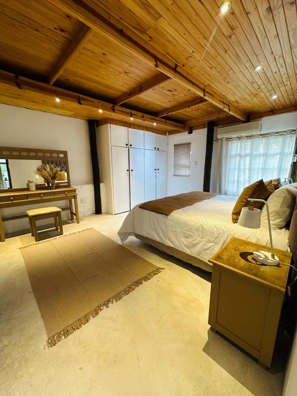 Bed In Bethlehem — 4-Star Luxury Hotel in Bethlehem, South Africa