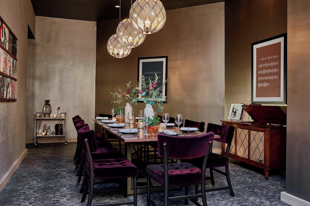 Renaissance Nashville Hotel - photo 84