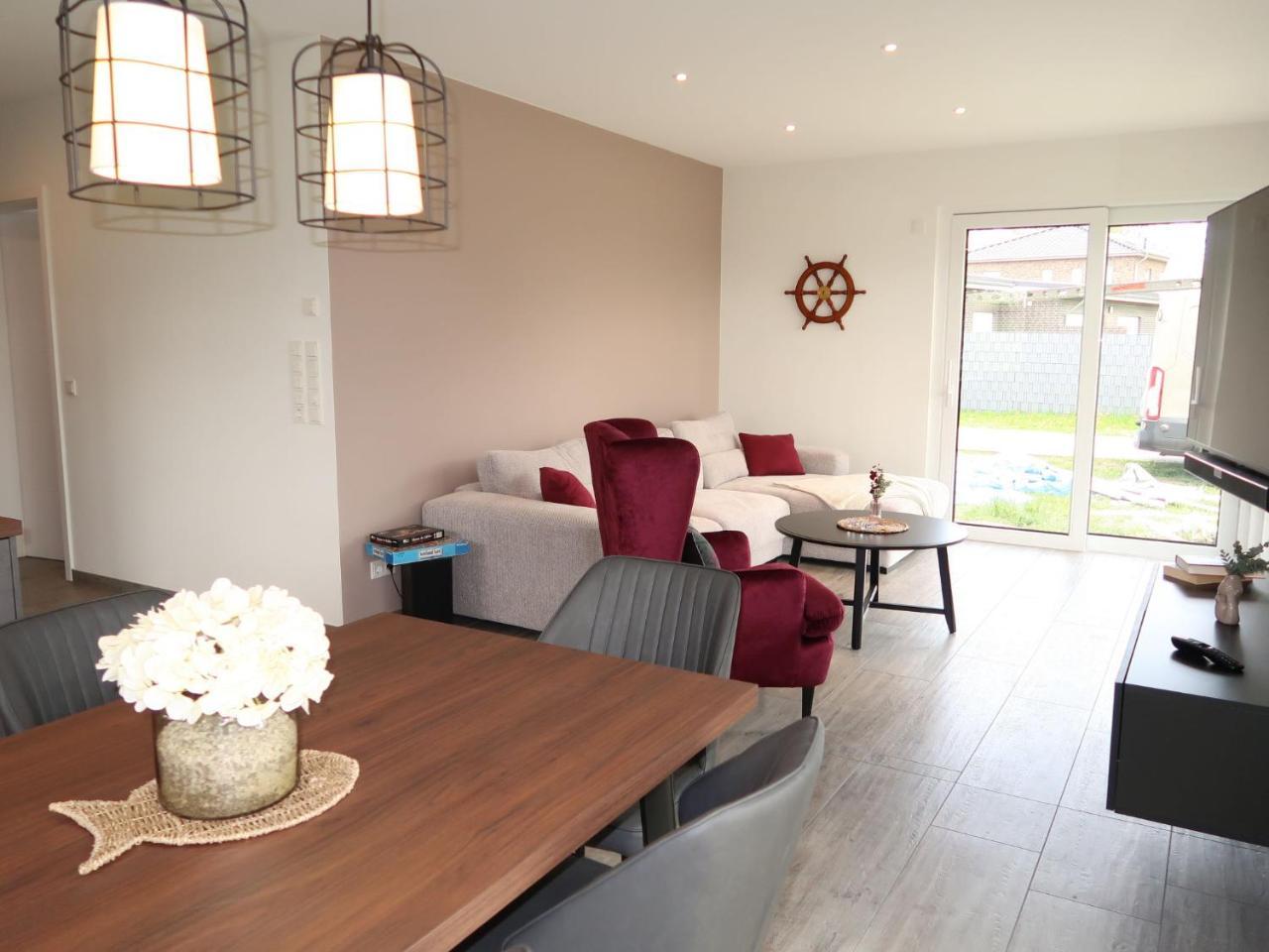 Apartment Fischer sien Huus 3 by Interhome — 4-Star Luxury Hotel in Butjadingen, Germany