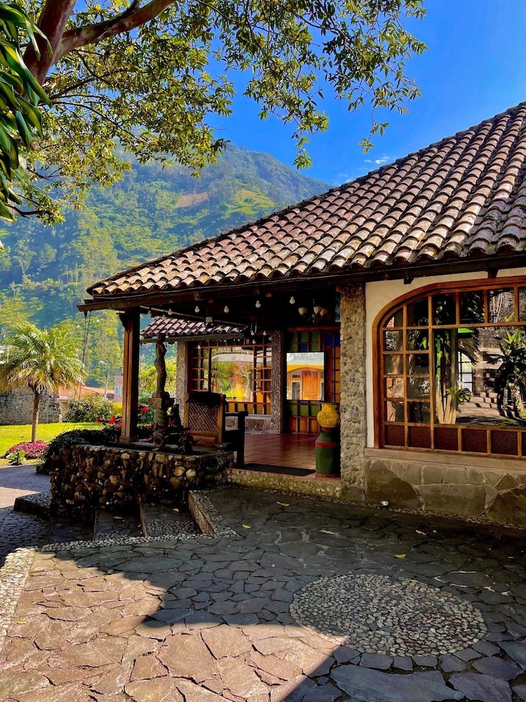 La Quinta Mansion in Banos, Ecuador