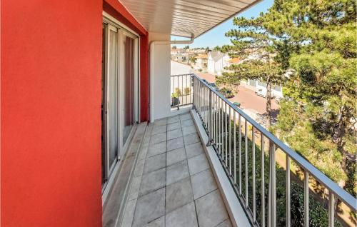 Pet Friendly Apartment in Saint-Georges-De-Didonne, France