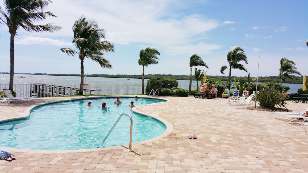 Boca Ciega Resort - photo 23